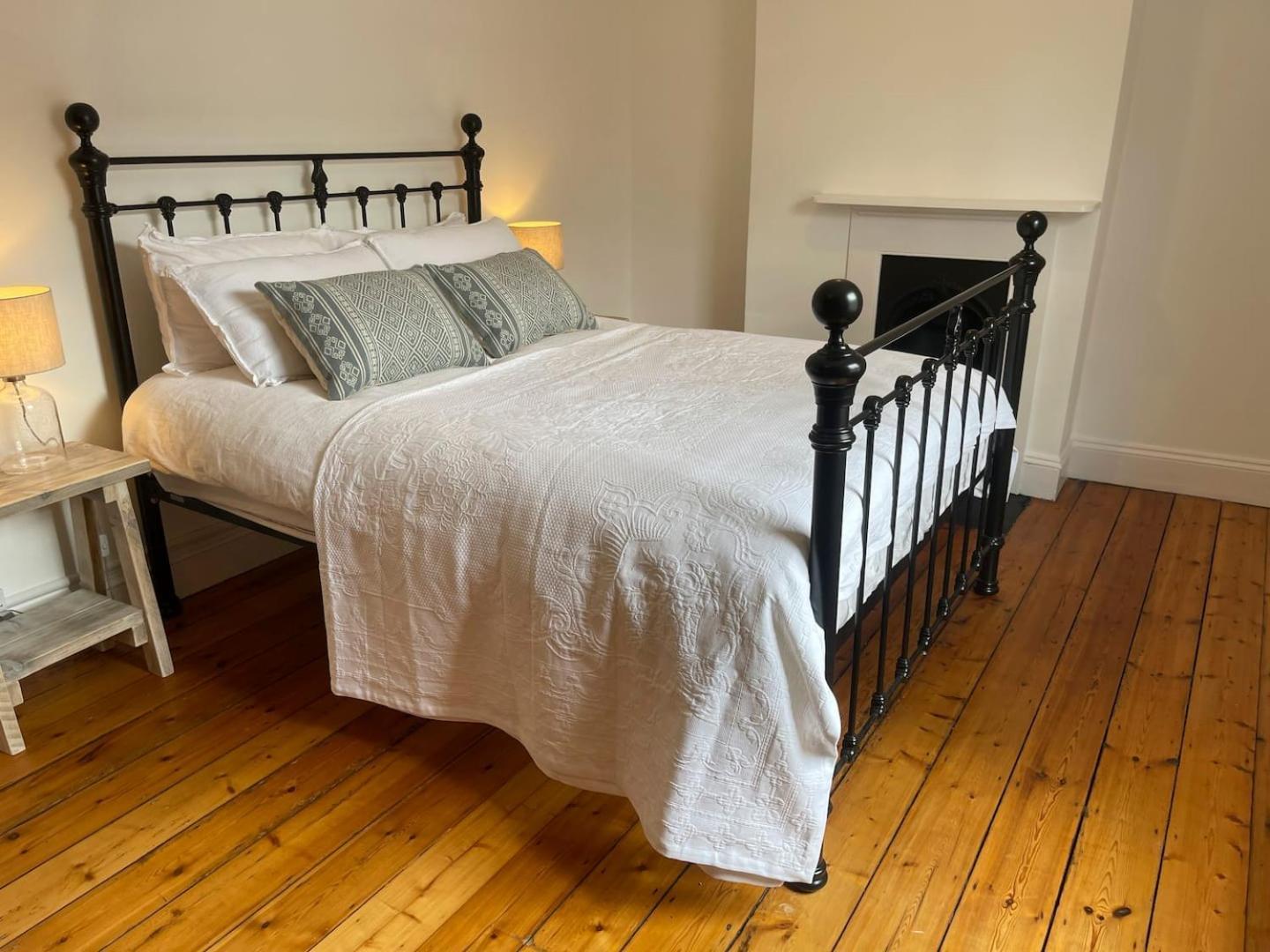 Fantastic Victorian House, Excellent City Location - Cambridge Homehost Экстерьер фото